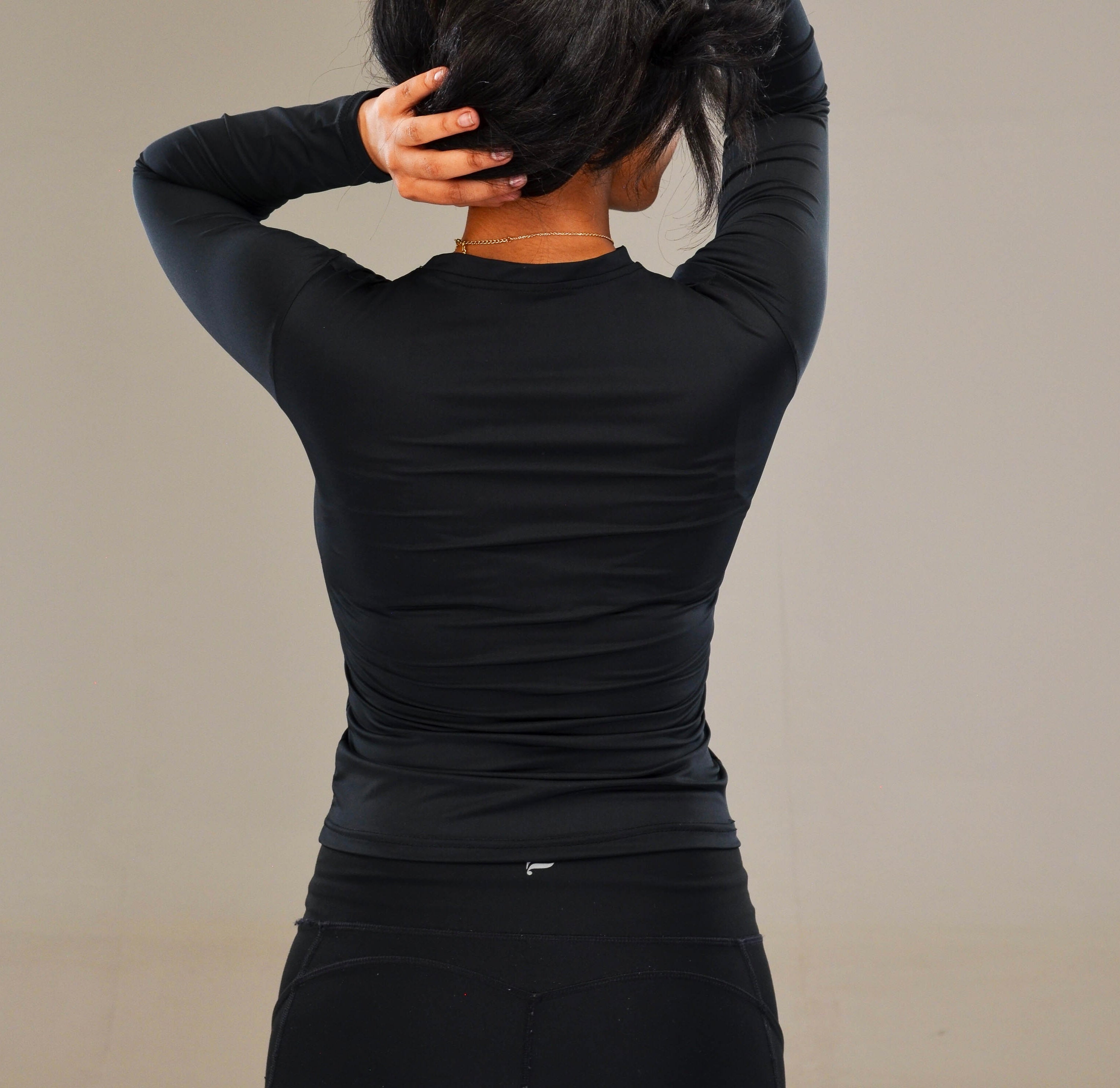 Black Full sleeve - O neck
